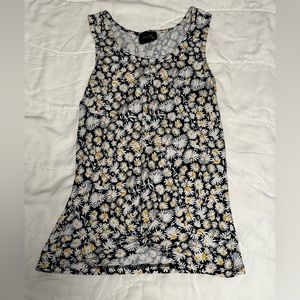 Rue21 daisy tank